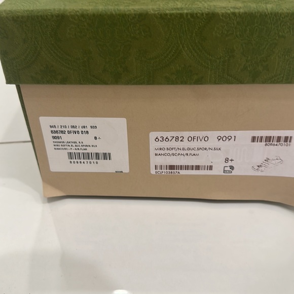 Brand new men’s Gucci shoes size 8.5 - Picture 4 of 7